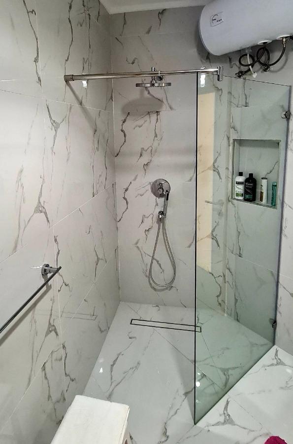 Boutique Style - 2 Bedroom Apartment- Ta'Xbiex, Sliema Area Ta Xbiex Eksteriør bilde